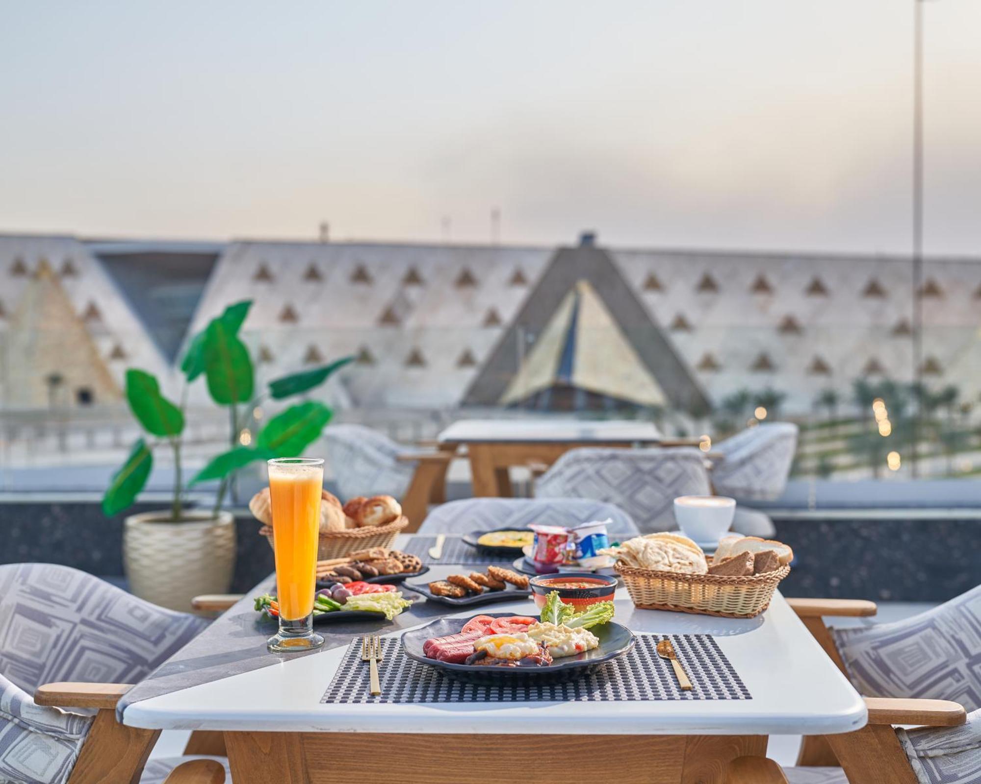 Royal Great Pyramid Inn Kafr Ghatati Luaran gambar